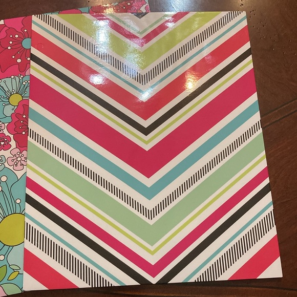 Set of 5 Studio C, “The Sugarland Collection” printed folders. - Picture 8 of 11